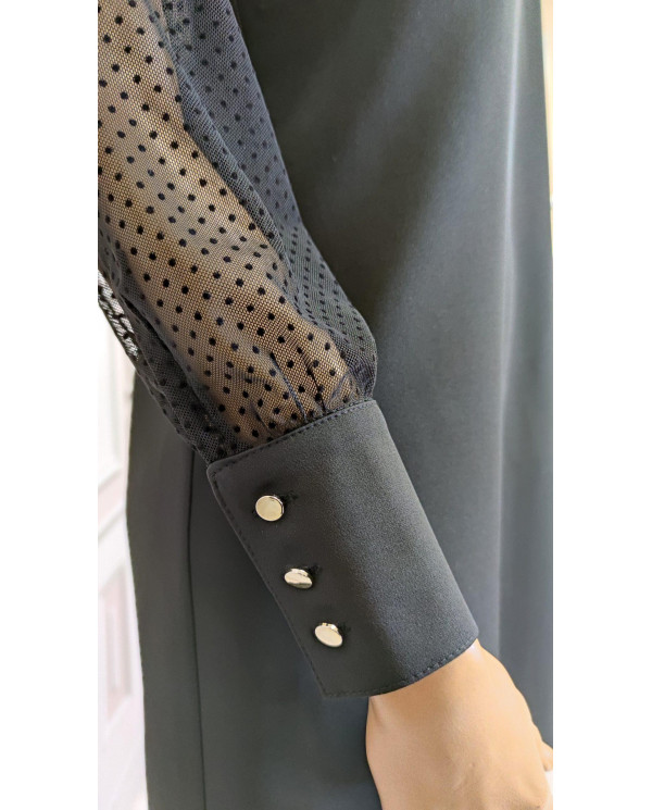 Czarna sukienka trapez (2)