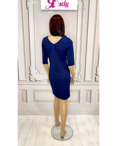 Klasyczna dopasowana sukienka z rękawkiem do łokcia (3)