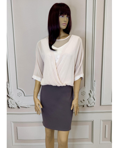 Sukienka z dopasowaną spódnicą (1)