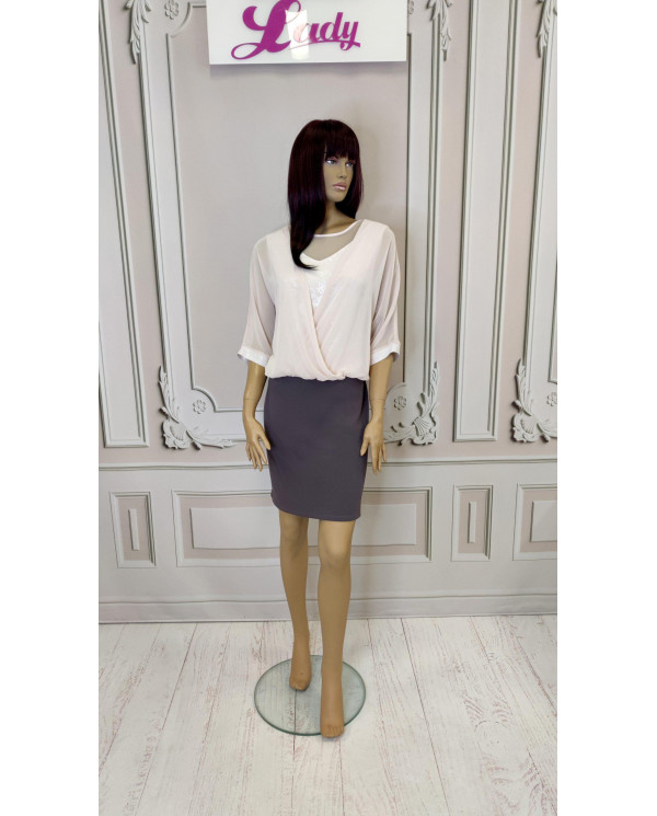 Sukienka z dopasowaną spódnicą (4)