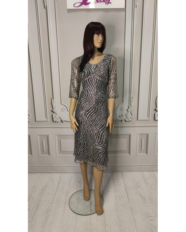 Błyszcząca sukienka z cekinami (1)