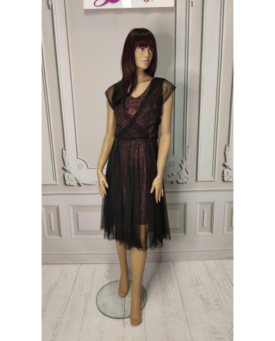 Miedziana sukienka cekiny